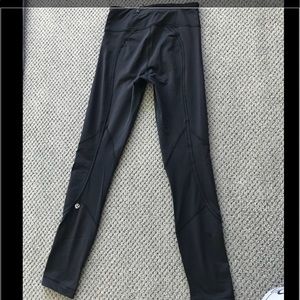 Lulu lemon run inspire with gold zipper